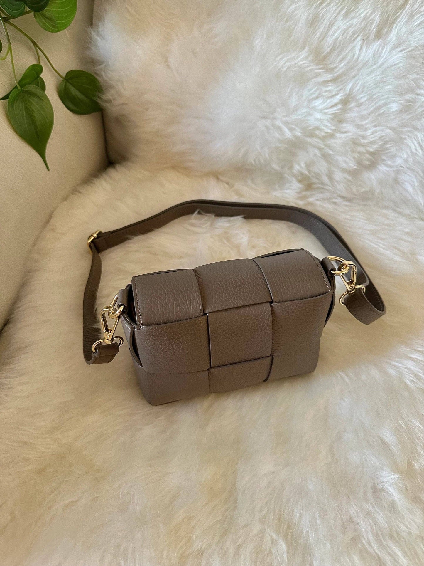 Cassettina - mini crossbody bag