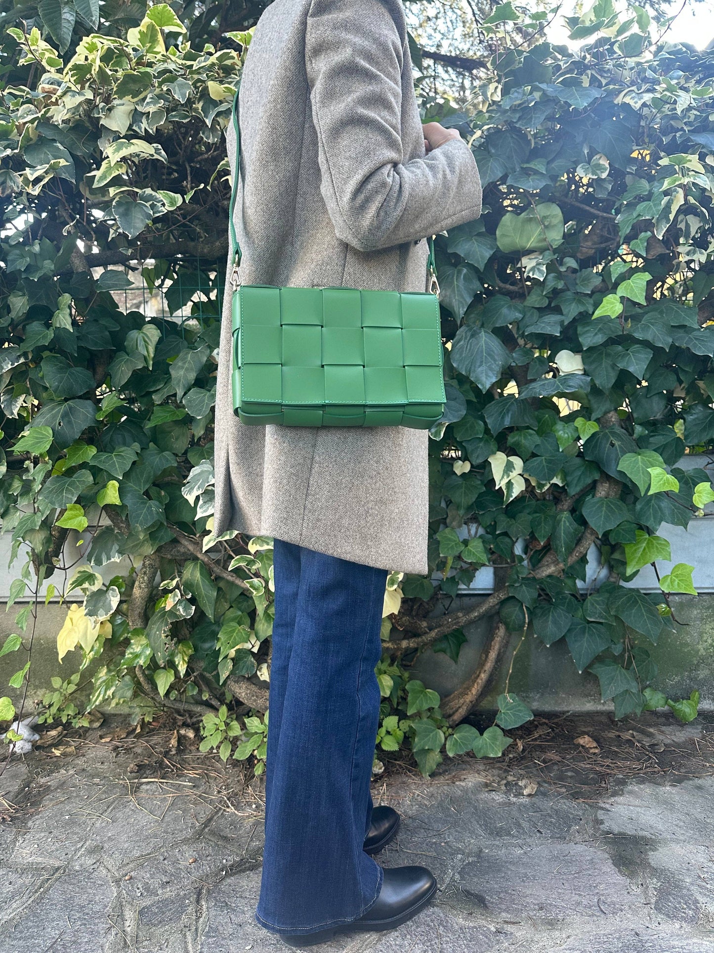 Casetta MM — Hand-Woven Genuine Leather Bag