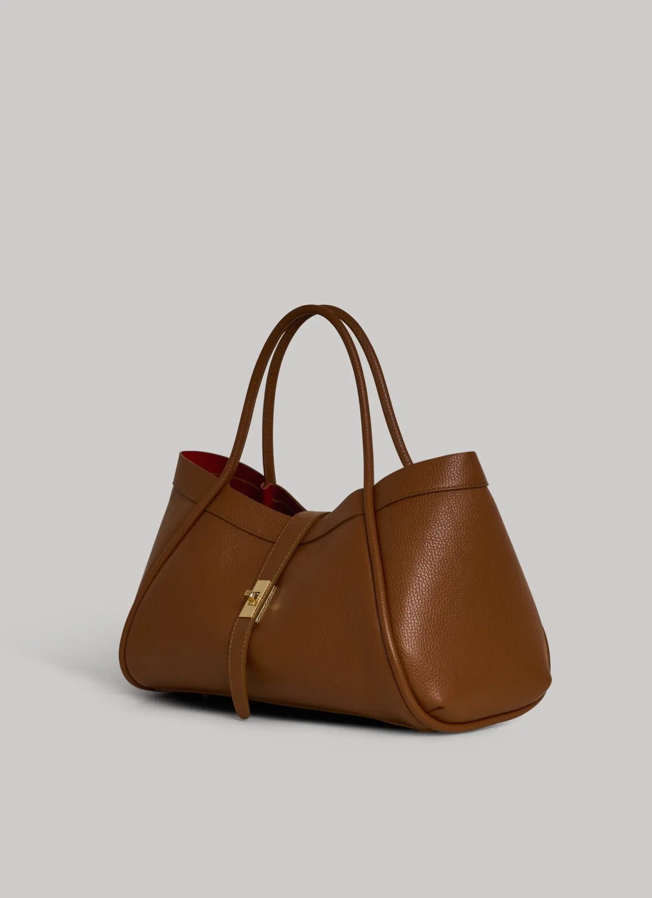 Ahmeliah - Togo Leather